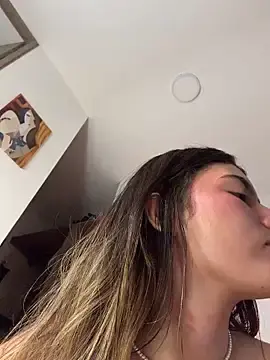 Stripchat Watch Live Sex Cams of Your_Honeey