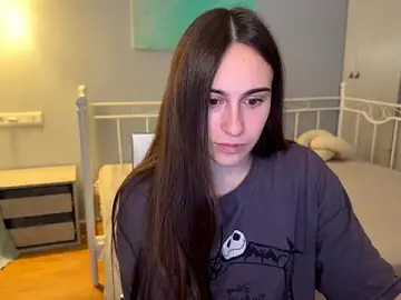 Stripchat Best live sex cam show of AliceKolltt