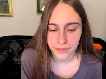 Stripchat Sex Cam of AliceKolltt