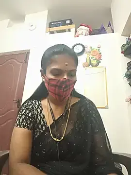 Stripchat Live Porn of Tamil_Yalini12