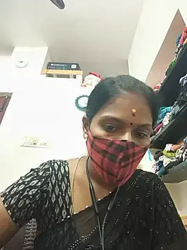 Stripchat Free Live Porn of Tamil_Yalini12