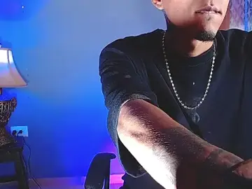 Stripchat Sex Cam of Liam_lee