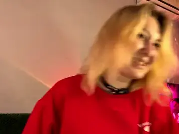 Stripchat Sex Chat of _ccrystaa_