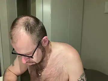 Stripchat Free Porn Cam of FABIOGLASSES