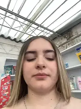 Stripchat Watch Live Sex Cams of imlindapink