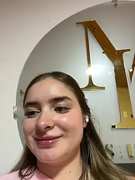Stripchat Free Live Porn of imlindapink