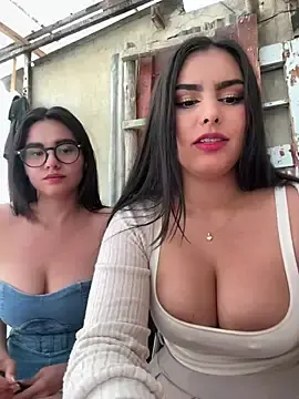Stripchat Free Porn Cam of Maddy_Rouse_