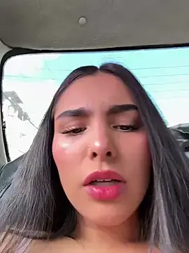 Stripchat Adult Webcam of Maddy_Rouse_