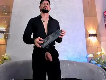 Stripchat Free Porn Cam of Petesevans