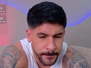 Stripchat Free Porn Cam of Petesevans