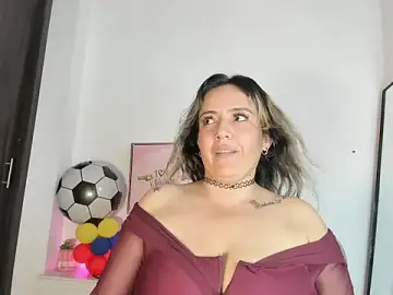 Stripchat Free Live Porn of miaapril