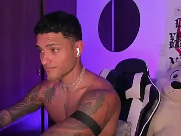 Stripchat Adult Webcams of Alessandro_Vanni