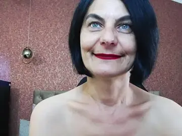 Stripchat Live Sex Cam of KalystaSwiss