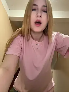Stripchat Nude Webcam of MarlboroWeb