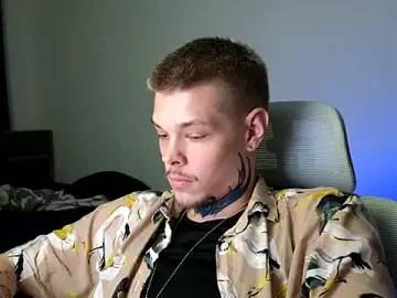 Stripchat Live Sex Cam of DENIS_HERE