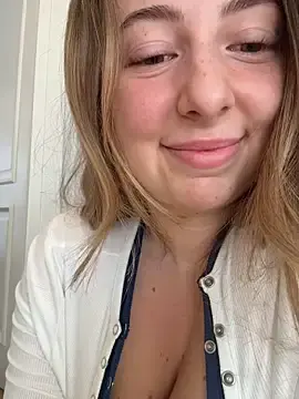 Stripchat Live Sex of curvyflawless