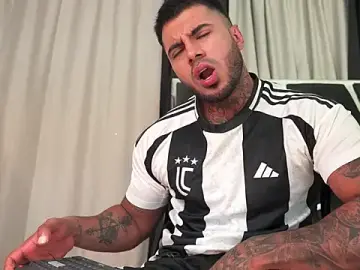Stripchat Sex Chat of tony_newmen