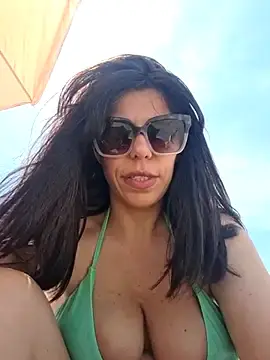 Stripchat Free Porn Cam of Sara87Show4U