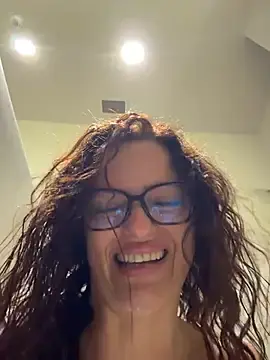 Stripchat Free Porn Cam of CioniWeiss