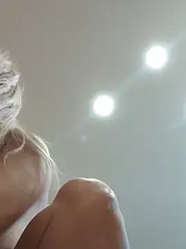 Stripchat Best live sex cam show of LadyLolyPop_