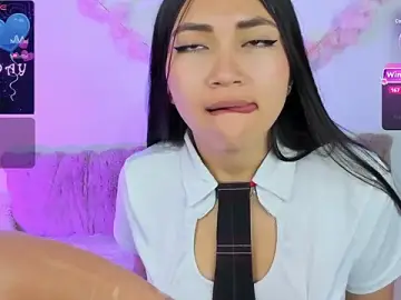 Stripchat Best live sex cam show of pauline_golden1
