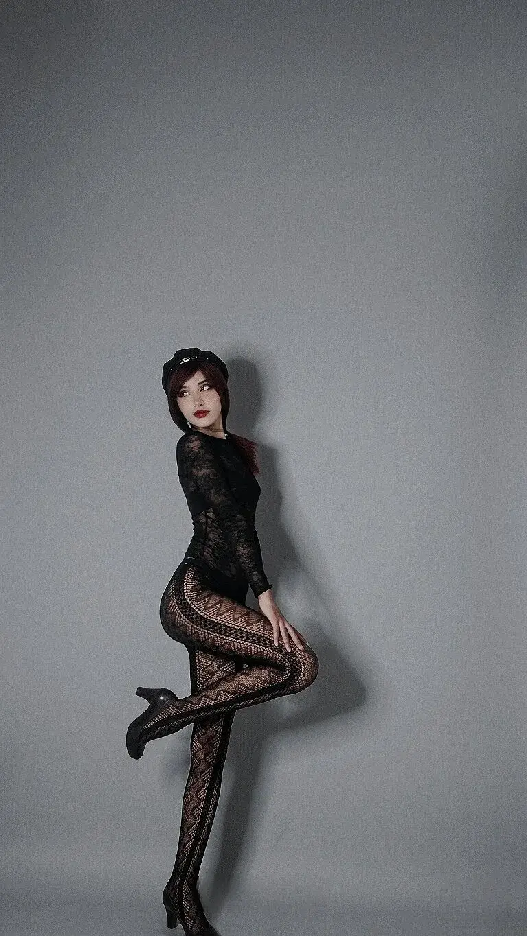 izhiw_lee