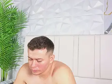 Stripchat Free Porn Cam of mily_and_mateo
