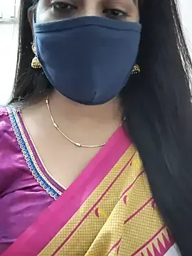 Stripchat Free Porn Cam of saritha29