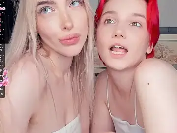 Stripchat Free Porn Cam of MaeEversley
