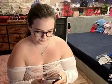 Stripchat Nude Webcam of Kimberly-Caprice