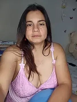 Stripchat Watch Live Sex Cams of BettyBoo_w