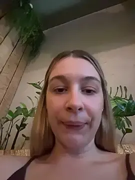 Stripchat Nude Webcam of SashaCatt