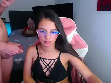 Stripchat Adult Webcam of jessi_and_boy