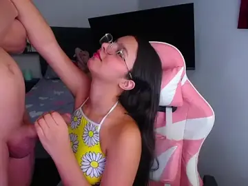 Stripchat Free Porn Cam of jessi_and_boy