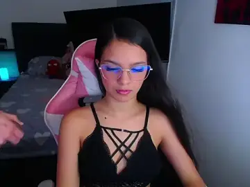 Stripchat Adult Video Chat of jessi_and_boy