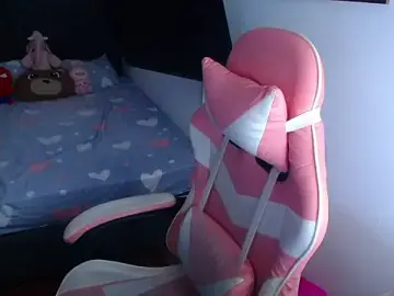 Stripchat Free Porn Cam of jessi_and_boy