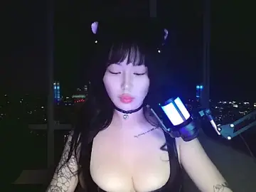 Stripchat Sex Cam of obeycarrienoona