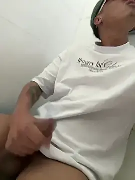 Stripchat Best Webcam of TavoHot_