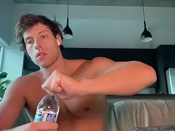 Stripchat Live Sex Cam of alex_islivee