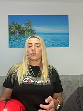 Stripchat Live Porn of Strongqueen