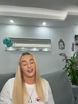 Stripchat Nude Webcam of Strongqueen