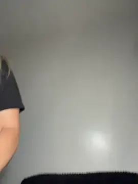 Stripchat Free Live Porn of Strongqueen