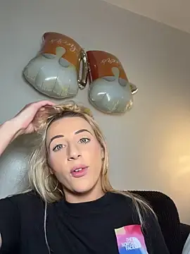 Stripchat Best live sex cam show of Strongqueen