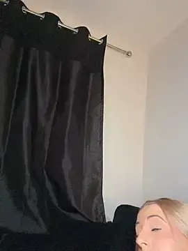 Stripchat Adult Webcams of Strongqueen