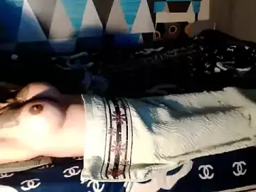 Stripchat Free Porn Cam of Trish_CurveCock