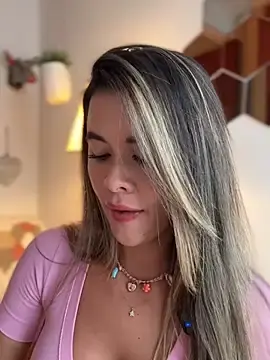 Stripchat Watch Live Sex Cams of Emilia_Bakerr