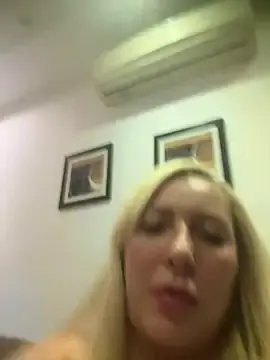 Stripchat Adult Webcam of Juuhschmitt
