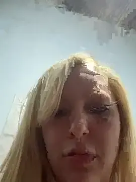 Stripchat Live Sex of Juuhschmitt