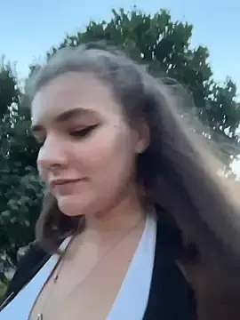 Stripchat Watch Live Sex Cams of Holy_Tereza