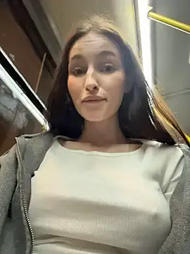 Stripchat Live Sex Cam of -missbehaving-